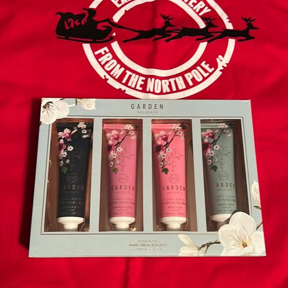 NWT - Garden Delights - Hand Cream Set - Picture 1 of 3